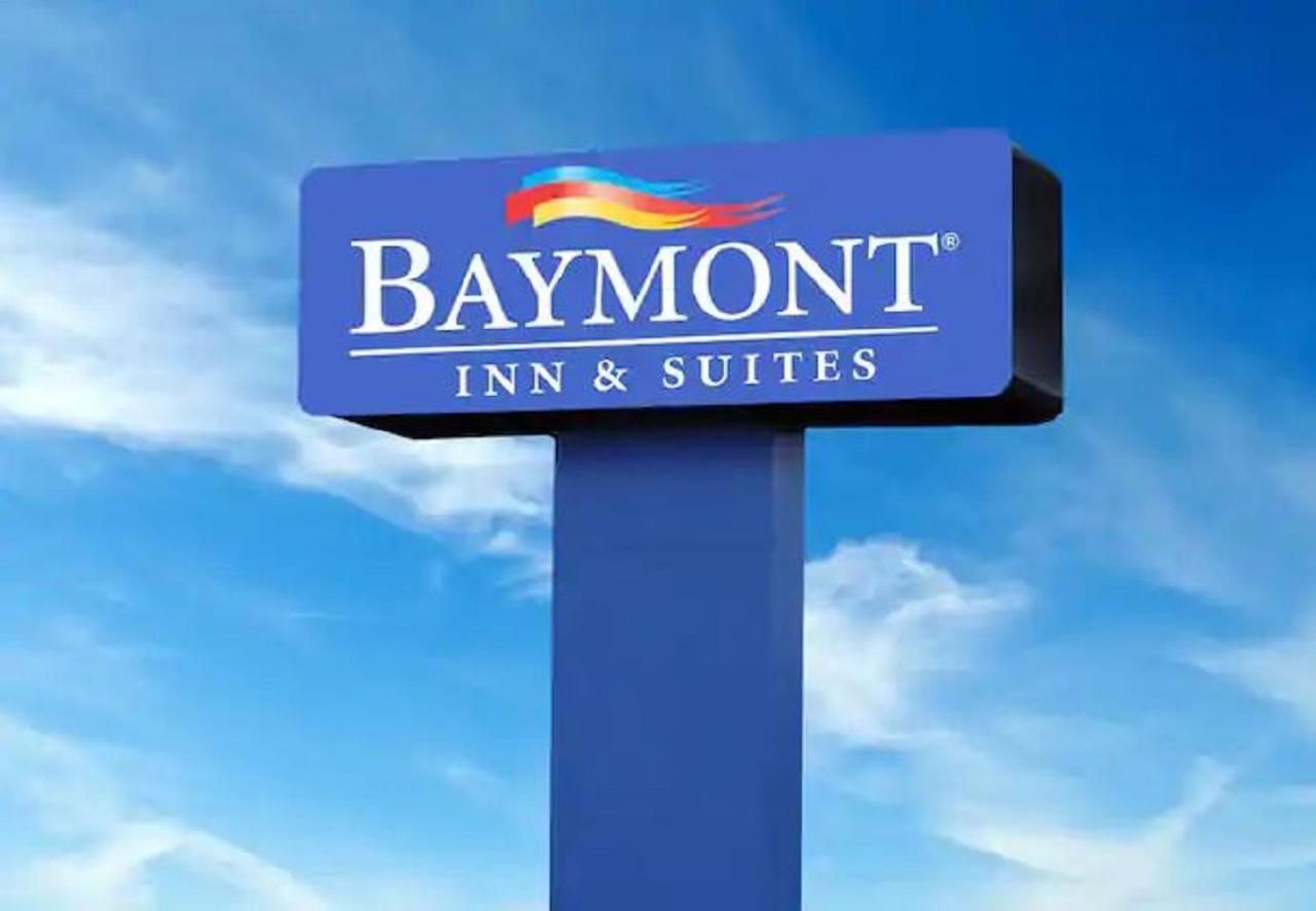 فندق Baymont By Wyndham ماديسون المظهر الخارجي الصورة